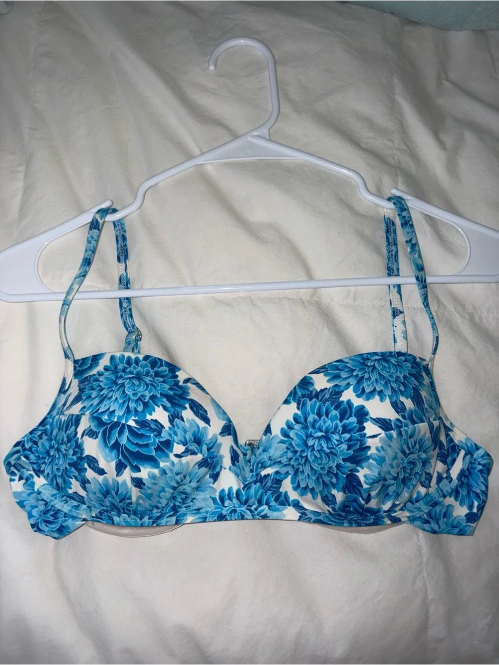 Vintage Frankie's Bikinis Blue Floral Push-Up Bikini Top